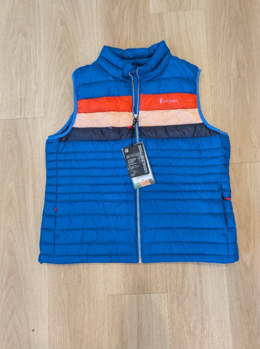 Cotopaxi Blue Puffer Vest NWT Size XL